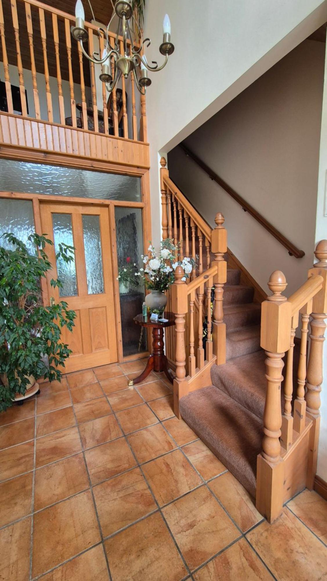 אומה Goldenhill Guesthouse מראה חיצוני תמונה