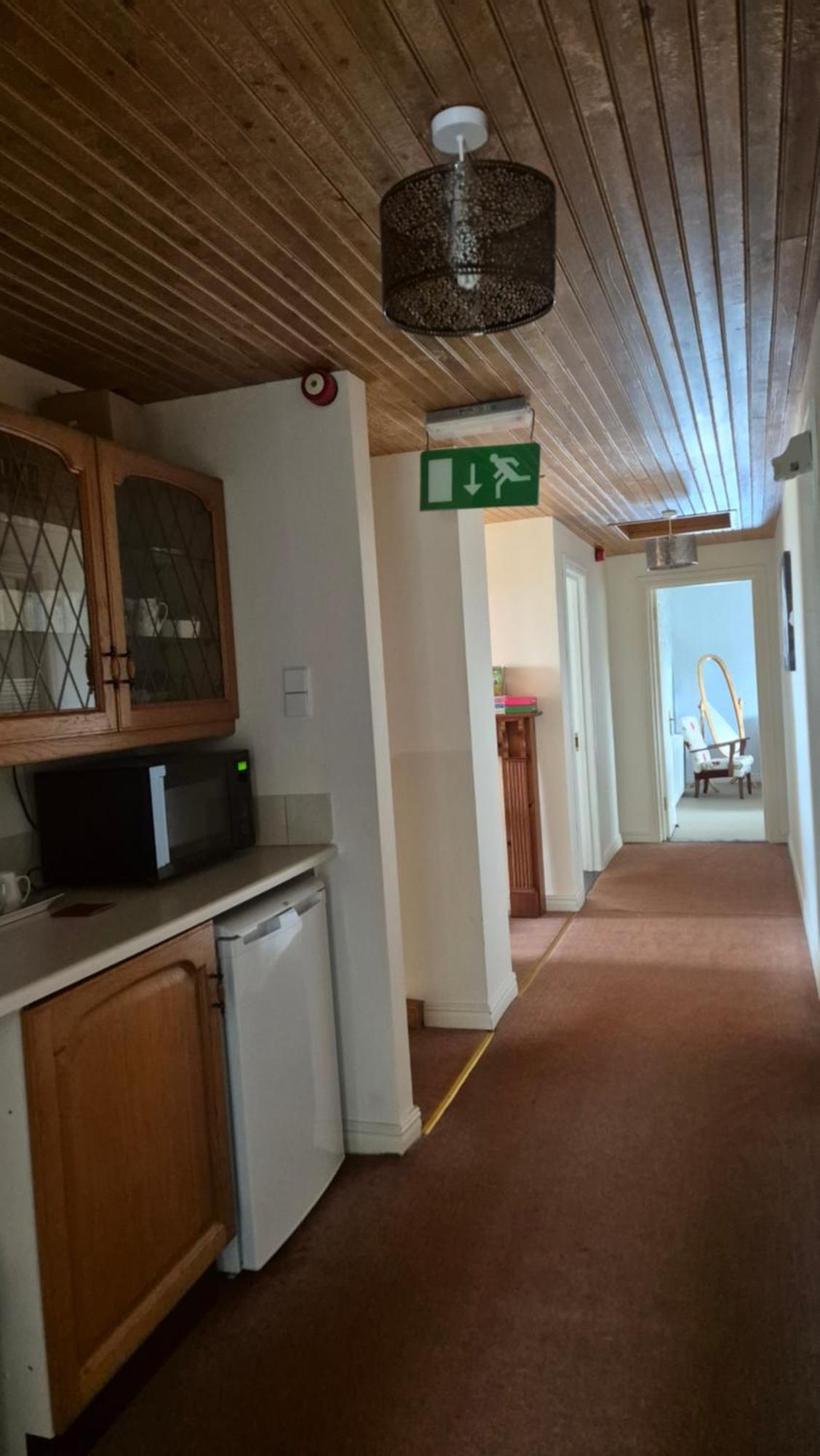 אומה Goldenhill Guesthouse מראה חיצוני תמונה